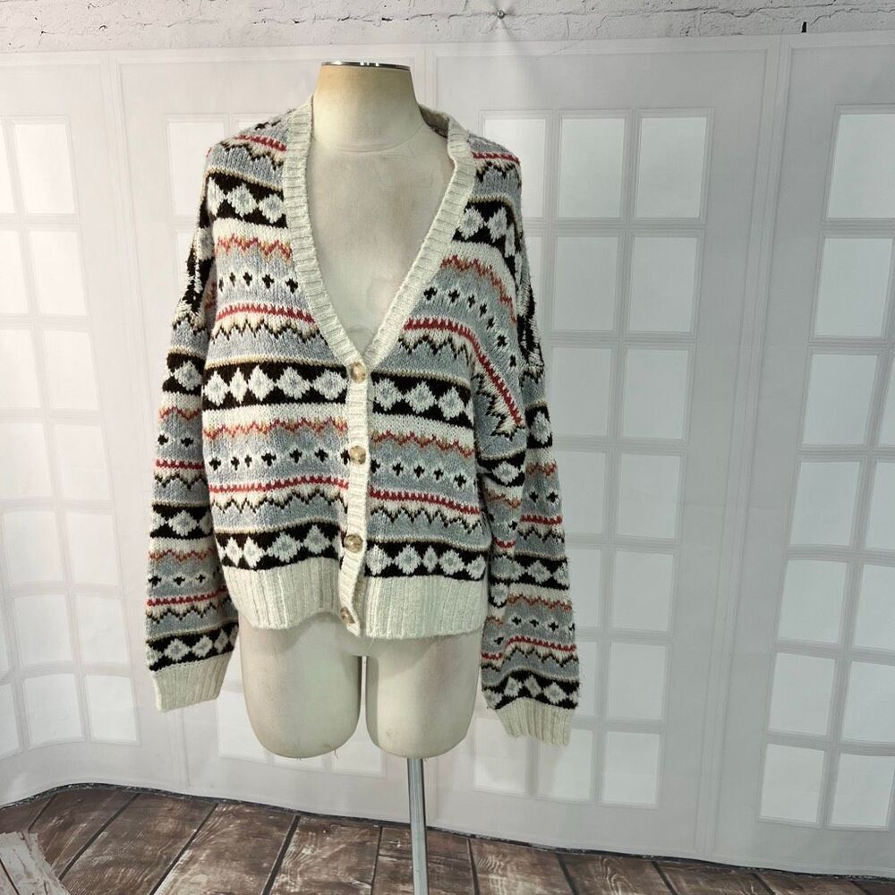 American EagleβMulticolor Knit Fair Isle V-Neck Button Up Cardigan Sweater Large